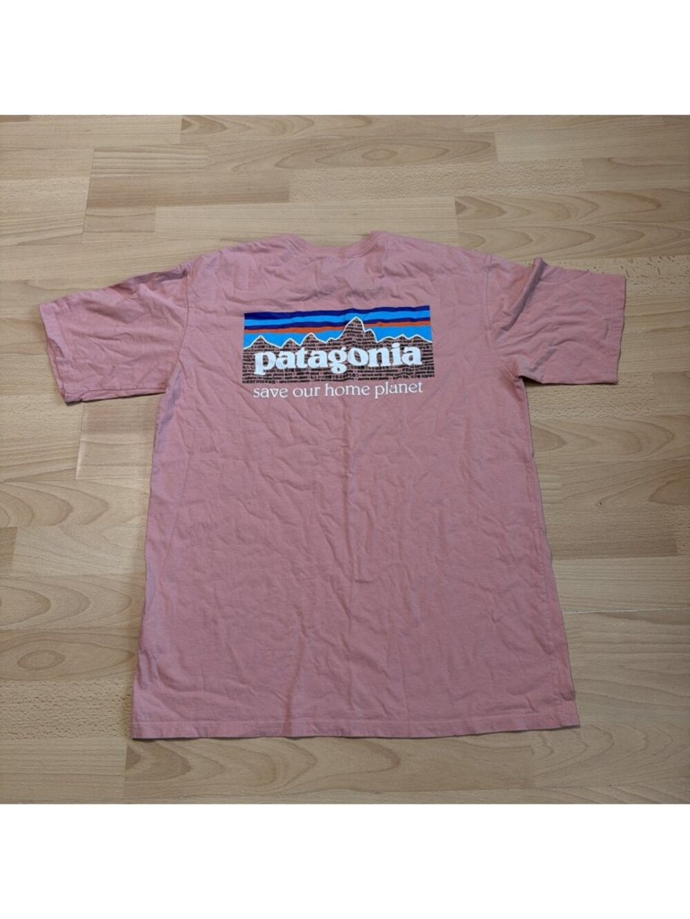 Patagonia Men's P-6 Mission Organic T-Shirt Pink Size Medium
